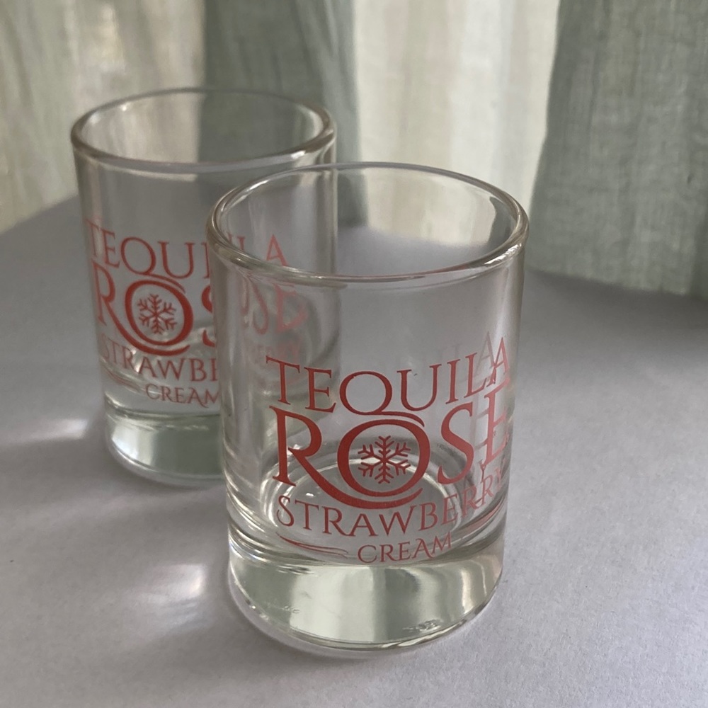 BARWARE— Tequila Rose